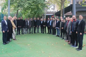 bursa-da-rumeli-stk-baskanlari-gonuller-birlesiyor-kahvaltisinda-bulustu-1765103431-912_large