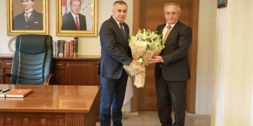 bursa-il-milli-egitim-mudurlugunde-devir-teslim-toreni-1765296639-862_large