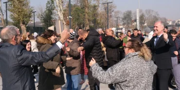 bursa-inegol-de-engelliler-gunu-coskuyla-kutlandi-1764766186-240_large