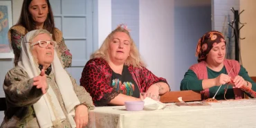 bursa-inegol-de-kadin-siginagi-na-gala-gosterisi-1764846322-815_large