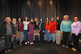 bursa-osmangazi-de-emekten-sanata-uzanan-yolculuk-ilham-oldu-1765098108-905_large