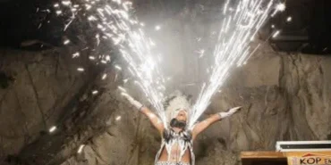 dj-eva-dan-sezona-gorkemli-baslangic-maytapli-sov-ve-surpriz-kedi-misafir-1764812382-812_large