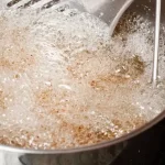 duzce-de-4-yasindaki-cocuk-kizgin-yagda-yaralandi-1764740124-810_large