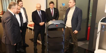 gebze-belediyesi-shumen-belediye-baskani-kristov-u-agirladi-1765279383-908_large