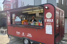 istanbul-bakirkoy-de-b-mola-karavan-kafe-hizmete-acildi-1765365826-232_large