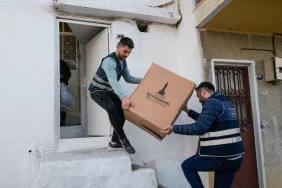 izmir-buyuksehir-in-kis-destek-paketleri-ulastiriliyor-1765090140-433_large