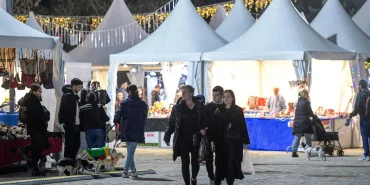 izmir-de-kulturpark-a-yeni-yil-ruhu-geldi-1764749716-14_large