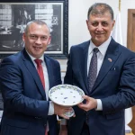 izmir-macaristan-hattinda-kardes-kent-iliskisinin-temelleri-atildi-1764829913-103_large