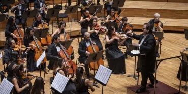 izmir-oda-orkestrasi-ndan-unutulmayacak-konserler-1764664698-681_large