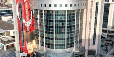 izmit-belediyesi-nden-kacak-yapi-secim-ofisi-tartismasina-net-aciklama-1764758681-86_large