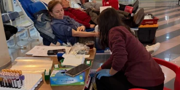 kan-stoklarina-golcuk-belediyesi-nden-guclu-destek-1764665917-593_large