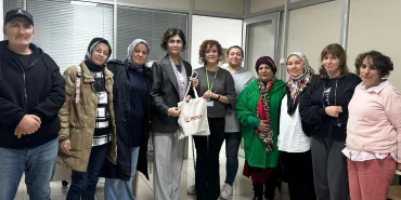 kocaeli-de-aile-ici-bakim-paylasimi-egitimi-verildi-1765193910-856_large