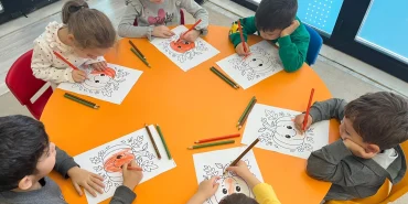 kocaeli-de-anne-cocuk-ayni-kursta-egitimde-1764696288-776_large