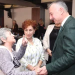 kocaeli-de-baskan-buyukakin-yaslilarla-bulustu-1764840473-503_large