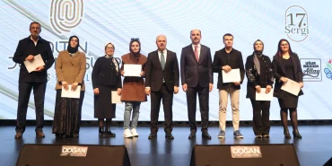 konya-da-17-altin-dokunuslar-festivali-ile-gazze-kermesi-1765272103-891_large