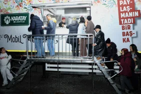 konya-karatay-da-sahlep-gelenegi-bu-yil-da-suruyor-1765188792-281_large