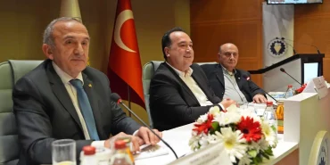 manisa-da-baskan-dutlulu-ticaret-odasi-nda-is-insanlariyla-bulustu-1765286332-770_large