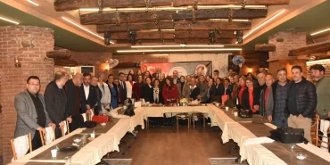 manisa-dostlar-meclisi-nden-anlamli-bulusma-1764675437-733_large