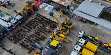 mugla-buyuksehir-in-hizmet-filosuna-170-yeni-arac-1765274156-847_large