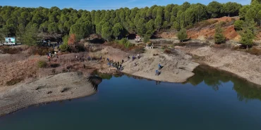 mugla-da-temizlik-seferberligi-ula-goleti-nden-basladi-1764768391-606_large