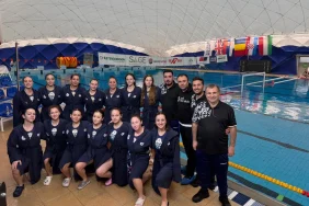 nevsehir-belediyesi-sk-kadin-sutopu-takimi-ndan-tarihi-basari-1765136622-203_large