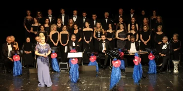 nilufer-belediyesi-tsm-korosu-ndan-unutulmaz-konser-1765177333-548_large