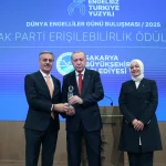 sakarya-nin-toplu-tasimada-engelleri-kaldiran-uygulamasina-cumhurbaskani-erdogan-dan-odul-1764856461-363_large