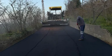 trabzon-un-18-ilcesinde-yol-calismalari-suruyor-1765202806-690_large