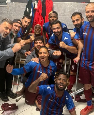 trabzonute-futbol-takimi-sahasinda-galip-1765115620-778_large