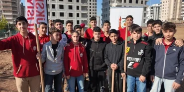 yeseren-okullar-projesi-ile-fidanlar-toprakla-bulusuyor-1765017390-427_large